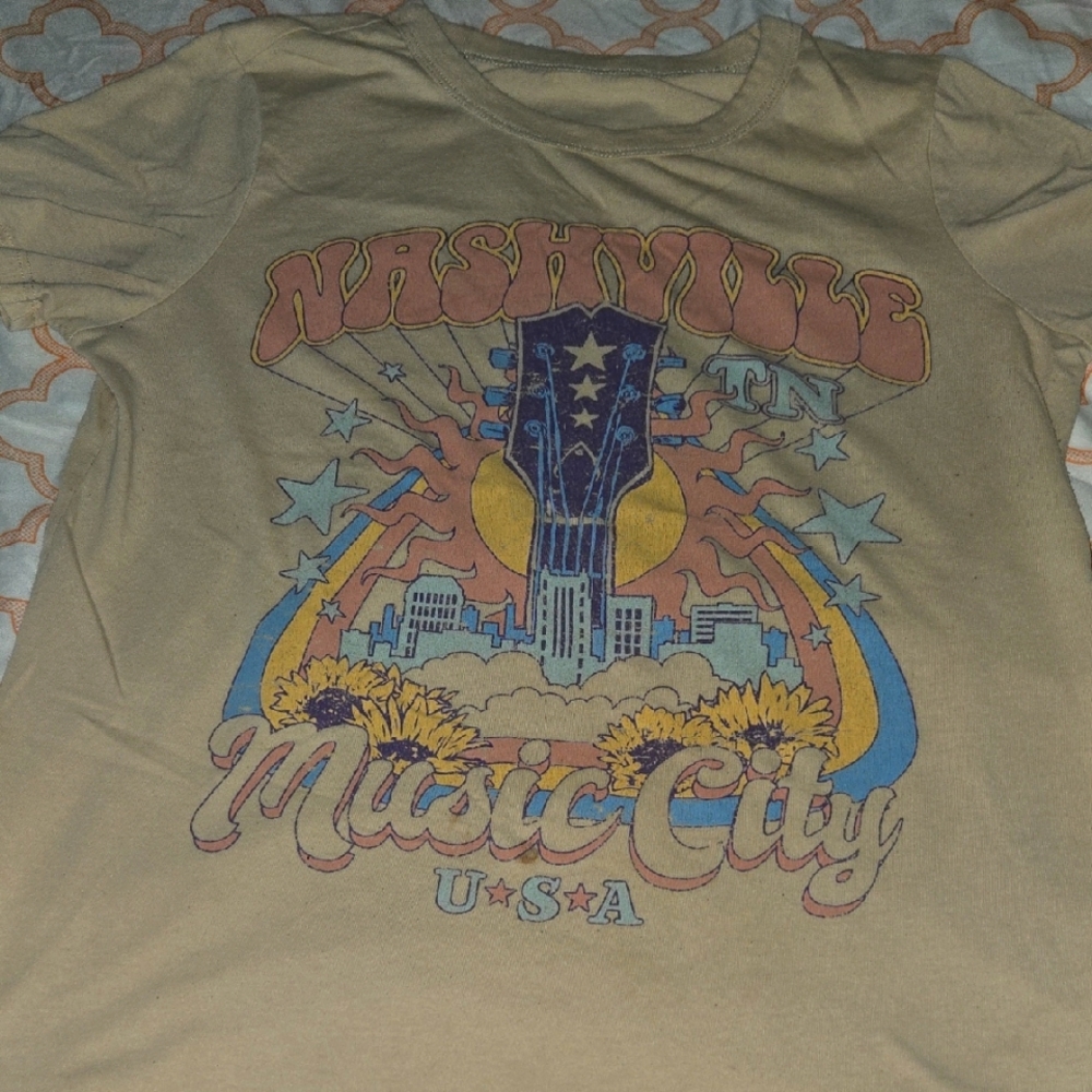 Nashville Graphic Tee - Tan